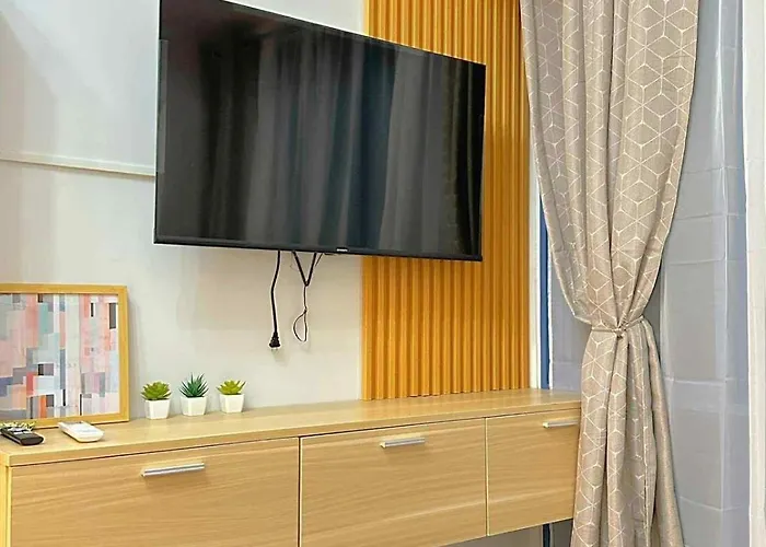 Aparthotel Unit In Ayala It Park